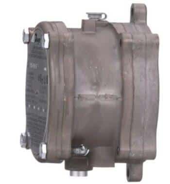 Dwyer 195002F Pressure Switch - Image 2